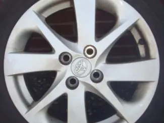 16”inch Toyota Yaris lichtmetalen velgen met Banden 4x100