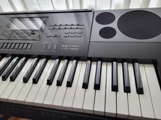 Keyboards Casio CTK-7200 High-Grade Keyboard met 61 toetsen