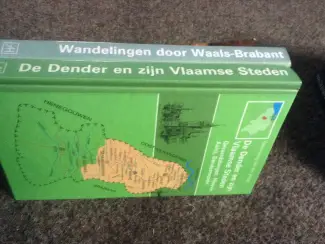 Wandeling door waals brabant ,de dender,vlaamse steden 2 Boeken