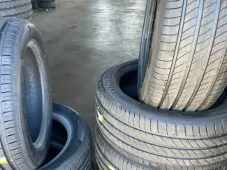 Autobanden 225-40-18 pirelli Michelin 99.-  budgetmerk 60.- nieuw