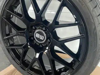 Autobanden 18 inch Mercedes vito velgen en banden € 1099.-