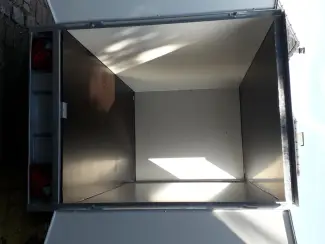 Aanhangwagens en Trailers gesloten aanhangwagen roca