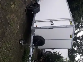 Aanhangwagens en Trailers gesloten aanhangwagen 1 as