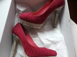 pumps 39