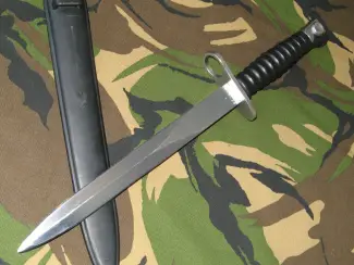 Militaria Bajonet SIG 57 Victorinox met Schede