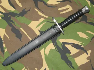 Militaria Bajonet SIG 57 Victorinox met Schede