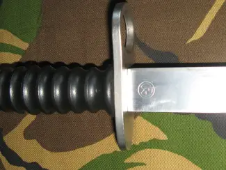 Militaria Bajonet SIG 57 Victorinox met Schede