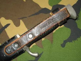 Militaria Schneidteufel Mes Germany Solingen met Schede
