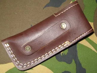 Militaria Zakmes Damast met Lederen Foudraal