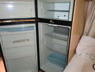 Campers Te koop Dethleffs Eightty T 6901 camper jubileum uitvoering