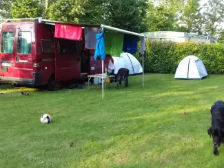 Campings Te Huur kampeerplaatsen op mini Camping Ruimzicht Brouwershaven