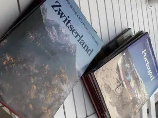 Reisboeken encyclopedie boeken