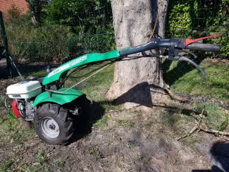 Tuingereedschap Tuinfrees: Minny/Honda, Tuintractor enkelas evt Frees maaibalk