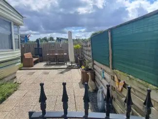 Stacaravan Caravanpark Bonaventura Strijen
