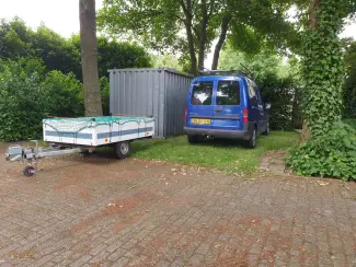Aanhangwagens en Trailers Aanhangwagen: 1.30x2.10 geremd max 600kg + reserveband