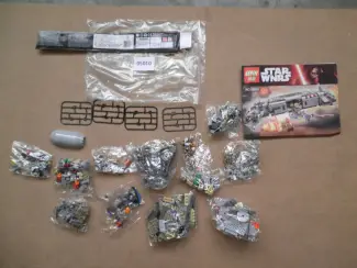 Speelgoed | Duplo en Lego Lepin Star Wars Resistance Troop transporter & Droid Escape