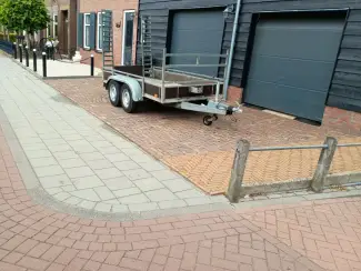 Doe-het-zelf en Verbouw Te koop 2700 kg Vlemmix machine transporter 302x150