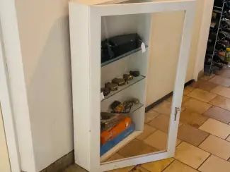 Kasten | Vitrinekasten Leuk vitrinekastje