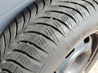 Autobanden Winterbanden 195 65 15 op velgen Citroen/Peugeot