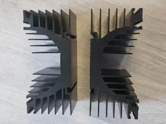 Elektronica-componenten Zware koelvinnen van Fischer Elekrotonik