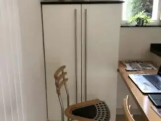 Keuken | Complete keukens Aanbouwkeuken Beige (Vanille) met RVS handgrepen, maten zie teken