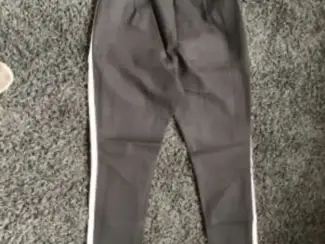 Broeken en Pantalons Ted Baker zwarte broek mt 1