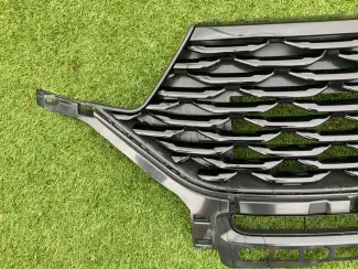 Ford onderdelen Ford Explorer 2020 t/m 2023 zwarte grille