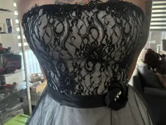 Trouwkleding en Trouwaccessoires wit/zwarte trouwjurk maat 38/40