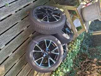 te koop winterbanden op velg