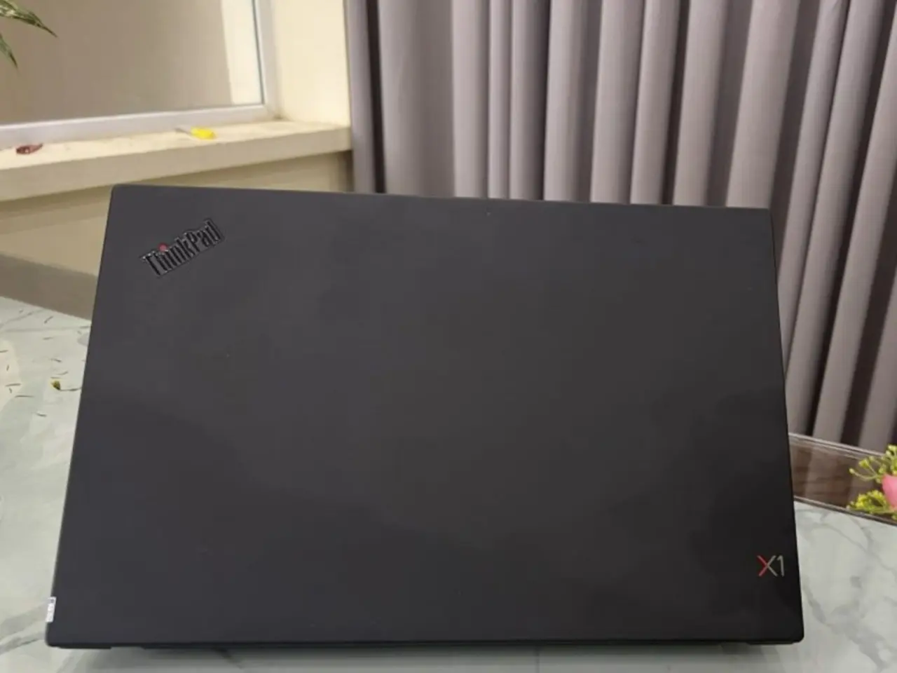 Lenovo ThinkPad X1 Carbon Gen 8 i5