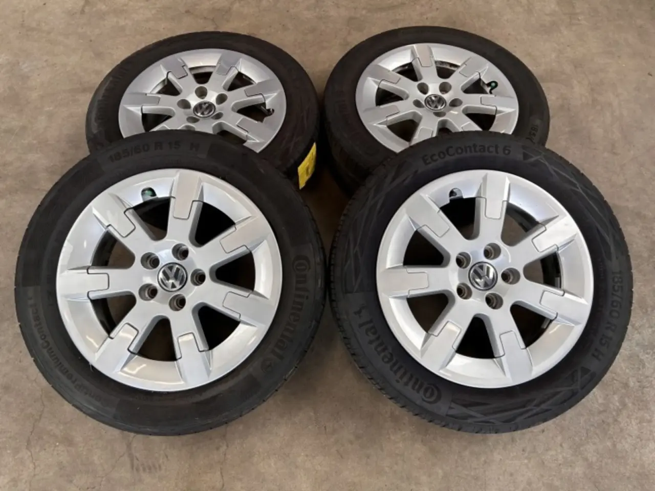 Originele VW Polo Velgen + Winterbanden (15 inch) € 150