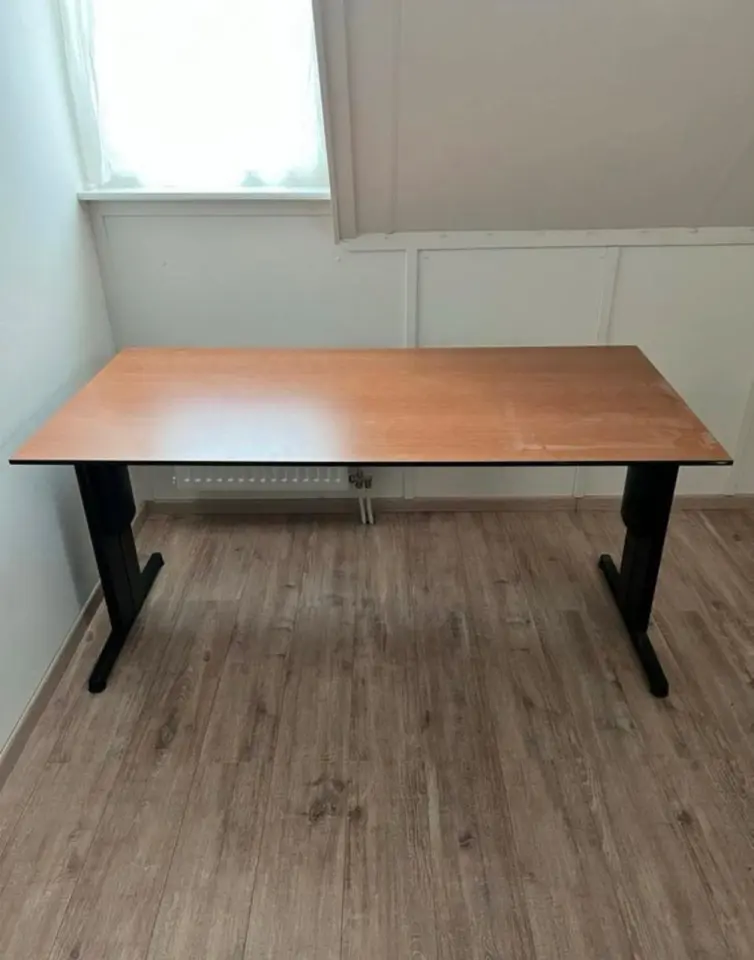 Verstelbaar bureau