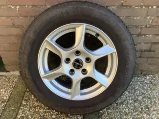 4 wielen voor VW Golf incl. Winterbanden 195/65 R 15