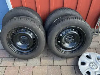 Winterbanden 185/65 R15 Viking + stalen velgen 4x100 Nissan/Renau