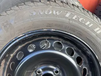 Autobanden Winterbanden 185/65 R15 Viking + stalen velgen 4x100 Nissan/Renau