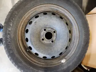 Autobanden Fiat Punto winterbanden op velg. 185 x 65 x R15