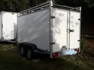 Aanhangwagens en Trailers gesloten aanhangwagen met dakrek