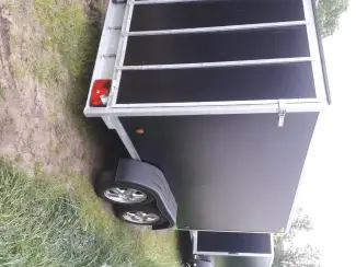 Aanhangwagens en Trailers gesloten aanhangwagen roca