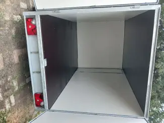 Aanhangwagens en Trailers gesloten aanhangwagen roca