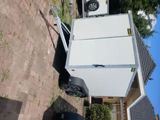 Aanhangwagens en Trailers gesloten aanhangwagen roca