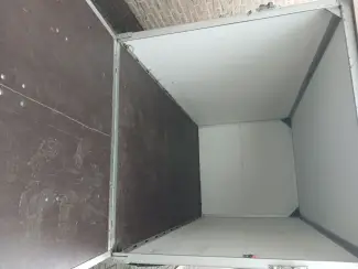 Aanhangwagens en Trailers gesloten aanhangwagen met valdeur