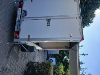 Aanhangwagens en Trailers gesloten aanhangwagen met zijluik