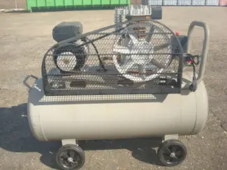Overige Auto-onderdelen Compressor 2,2kW 230V 10 bar 100L tank