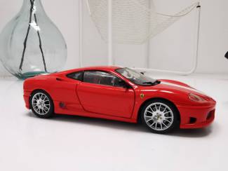 Modelauto's | midden | 1:18 en 1:24 FERRARI 360 CHALLENGE STRADALE HOT WHEELS