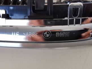 BMW onderdelen BMW E90 grill chrome 51137201968 + 51137201969 set