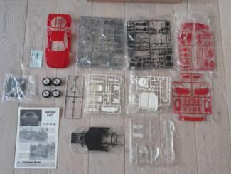 Modelauto's | midden | 1:18 en 1:24 FUJIMI FERRARI F40 1:16 enthusiast model 10110-RC110-4800 unbuild