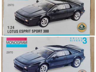 Modelauto's | midden | 1:18 en 1:24 Lotus Esprit Sport 300 1/24 monogram 111 pieces Kit 2970 Collecto