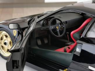 Modelauto's | groot | 1:5 tot 1:12 Ferrari F40 K60 Pocher 1:8 Special Limited Edition Black