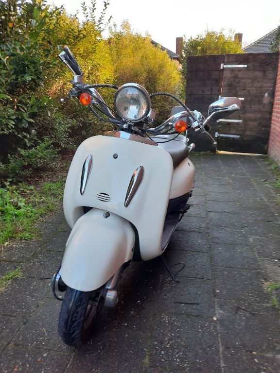 Scooter : Snorfietsen en Snorscooters